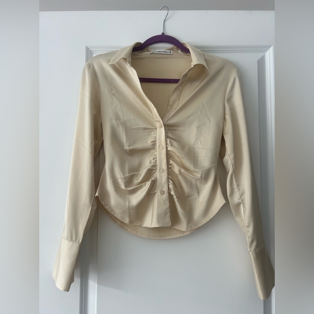 Abercrombie & Fitch Beige Button Down Shirt
